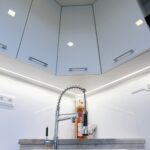 Lắp đặt phụ kiện tủ bếp hiện đại